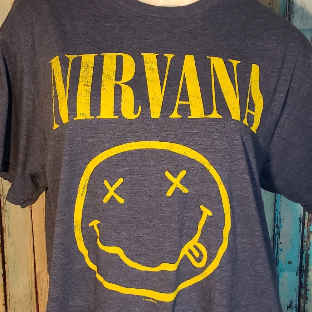 Nirvana smiley face band tee UNISEX size XL